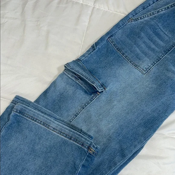 Almost Famous Blue Carpenter Jeans with Elastic Waist - Picture 3 of 4